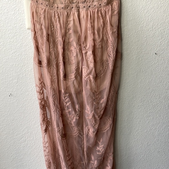 Honey Punch lace maxi dress - Picture 8 of 8
